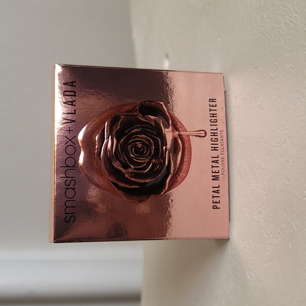Smashbox & Vlada Rose Highlighter in Gilded Rose